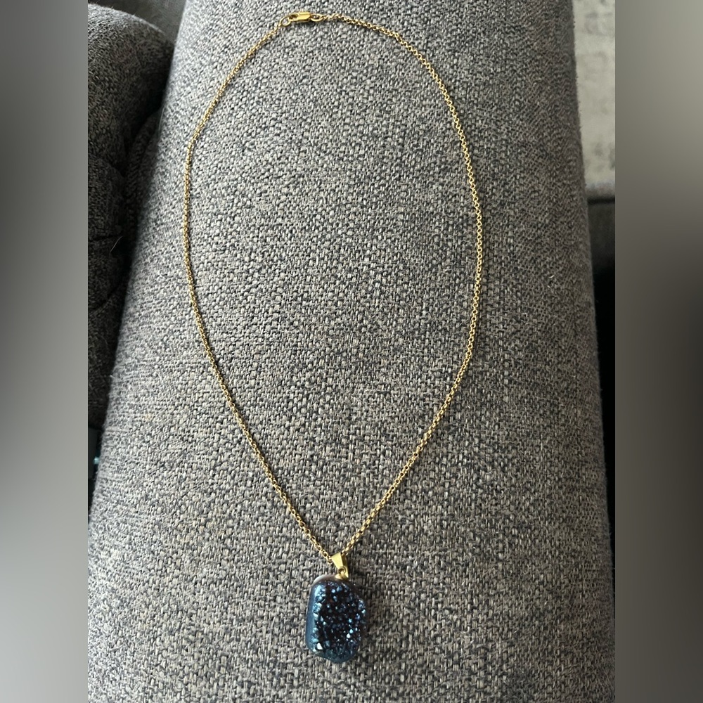 Beautiful Bluestone necklace with gold detail